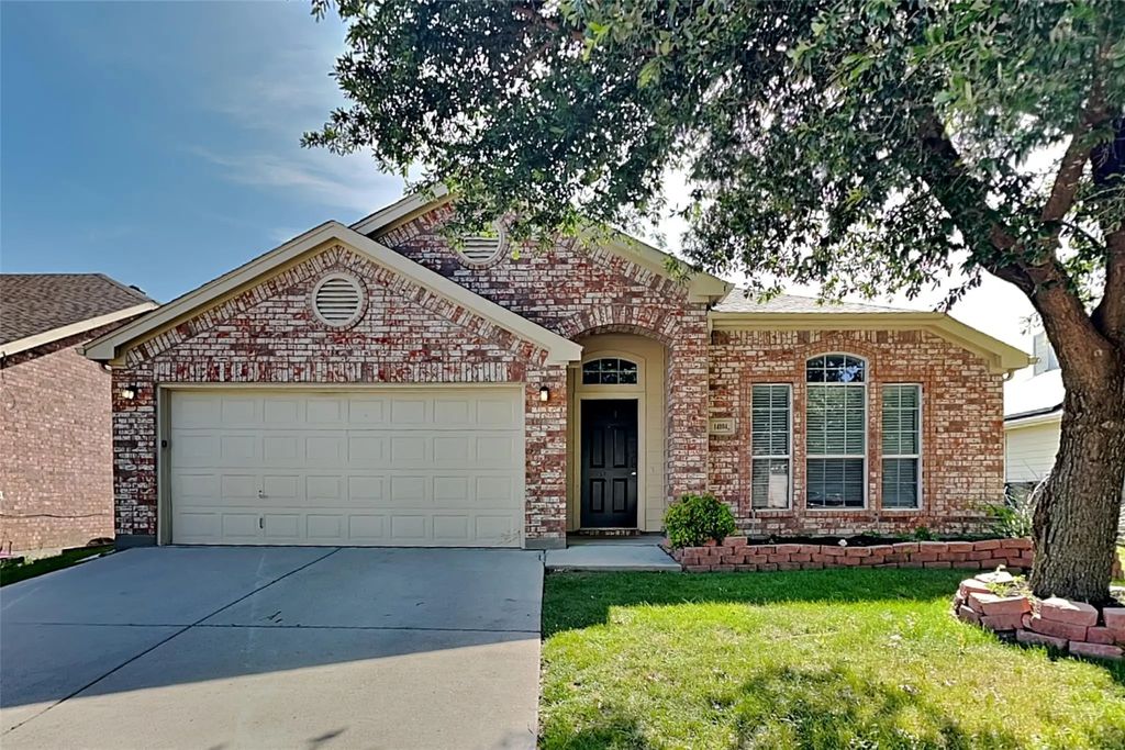 14104 Silkwood Drive, Fort Worth
