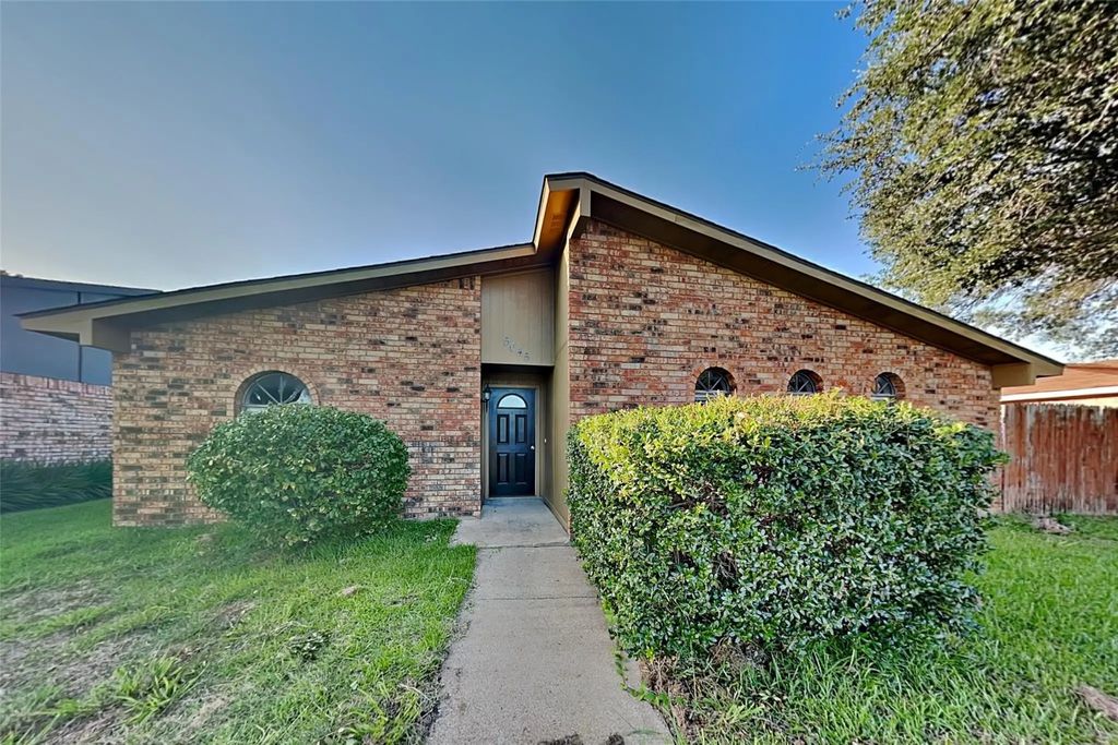5045 Nash Drive, The Colony