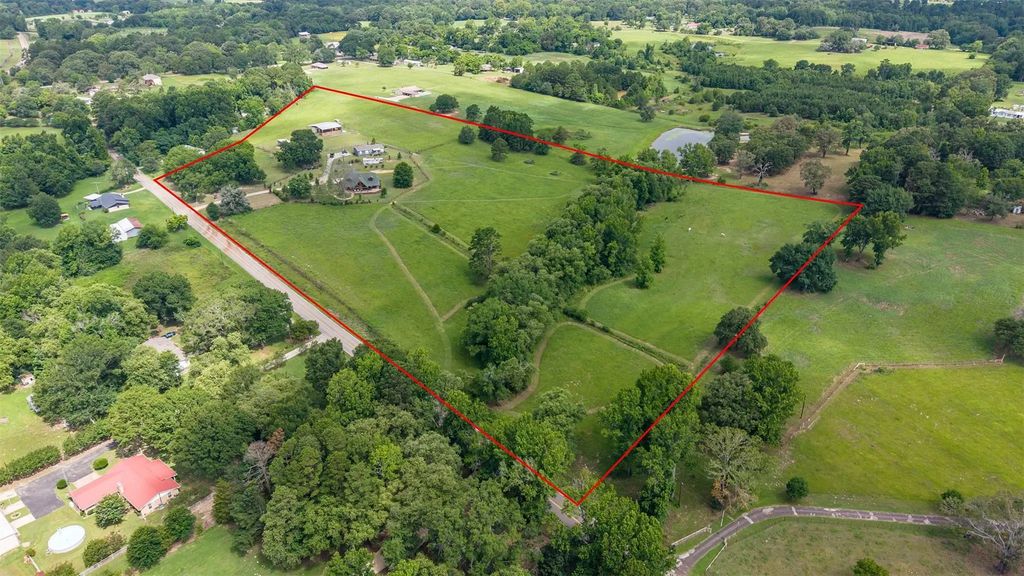15753 County Road 223, Tyler