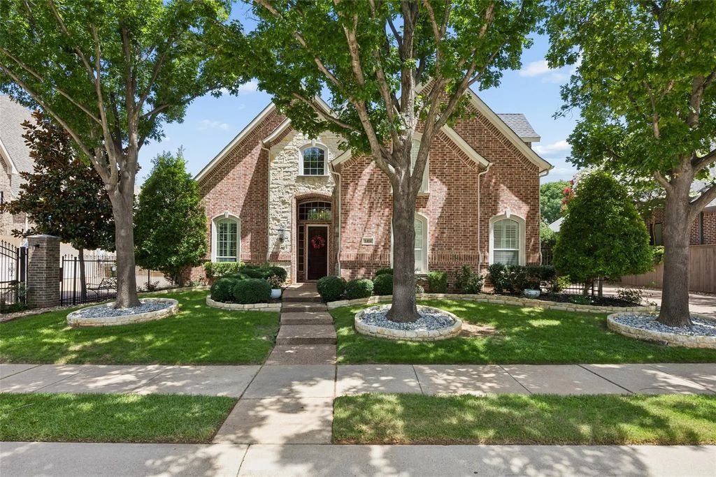 1414 Monarch Way, Southlake