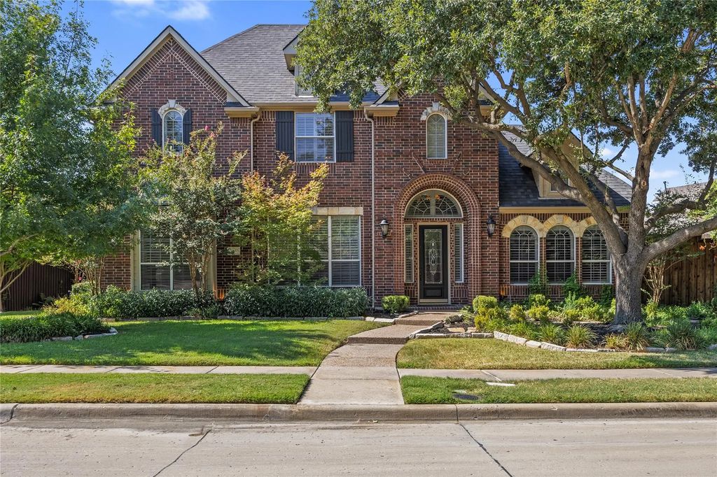 7040 Whisperfield Drive, Plano