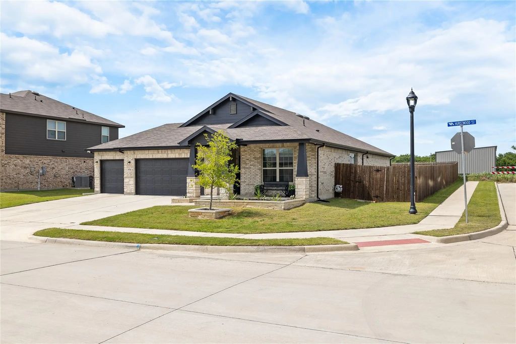 970 Hurstwood Drive, Van Alstyne