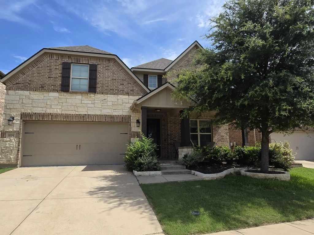 8704 Mccutchins Drive, McKinney