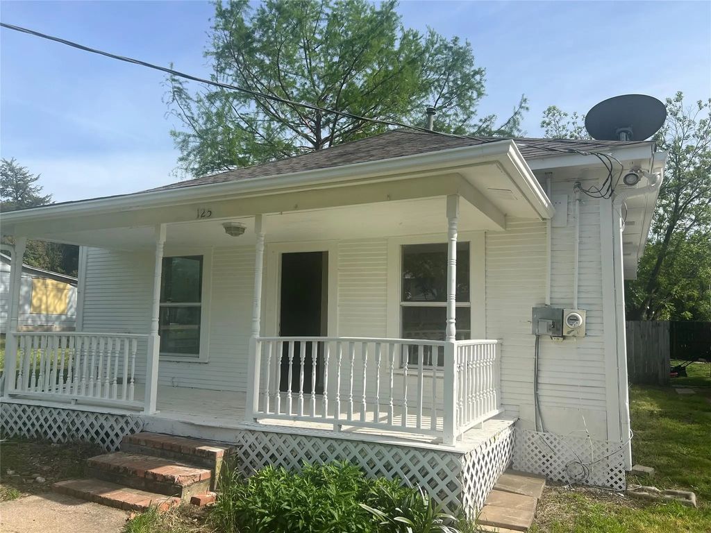 125 W College Street, Princeton