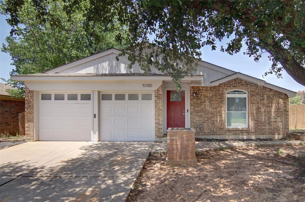 5100 Hawkins Cemetery Road, Arlington