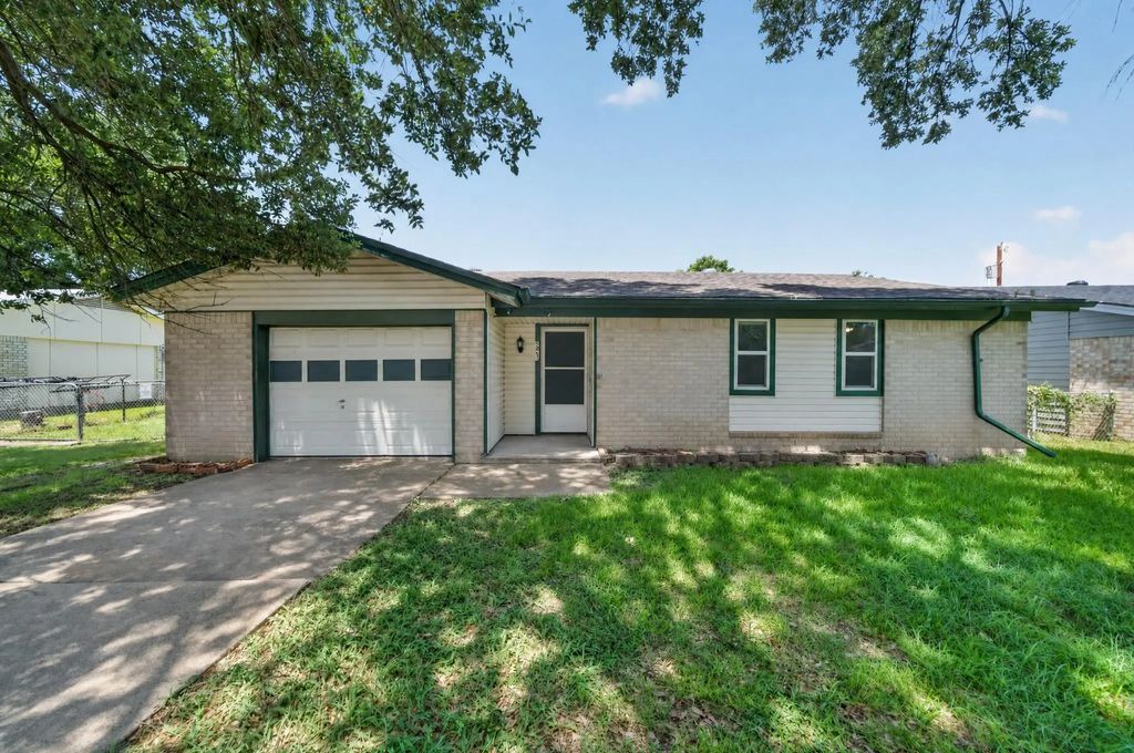 2461 Lisa Street, Grand Prairie