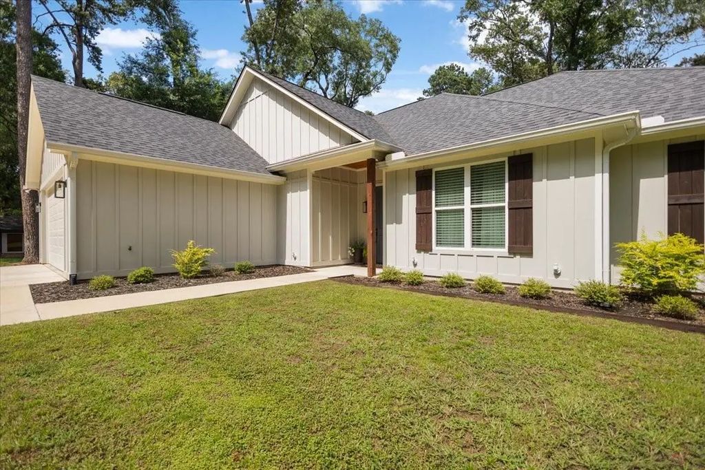 1627 Orchard Lane, Hideaway