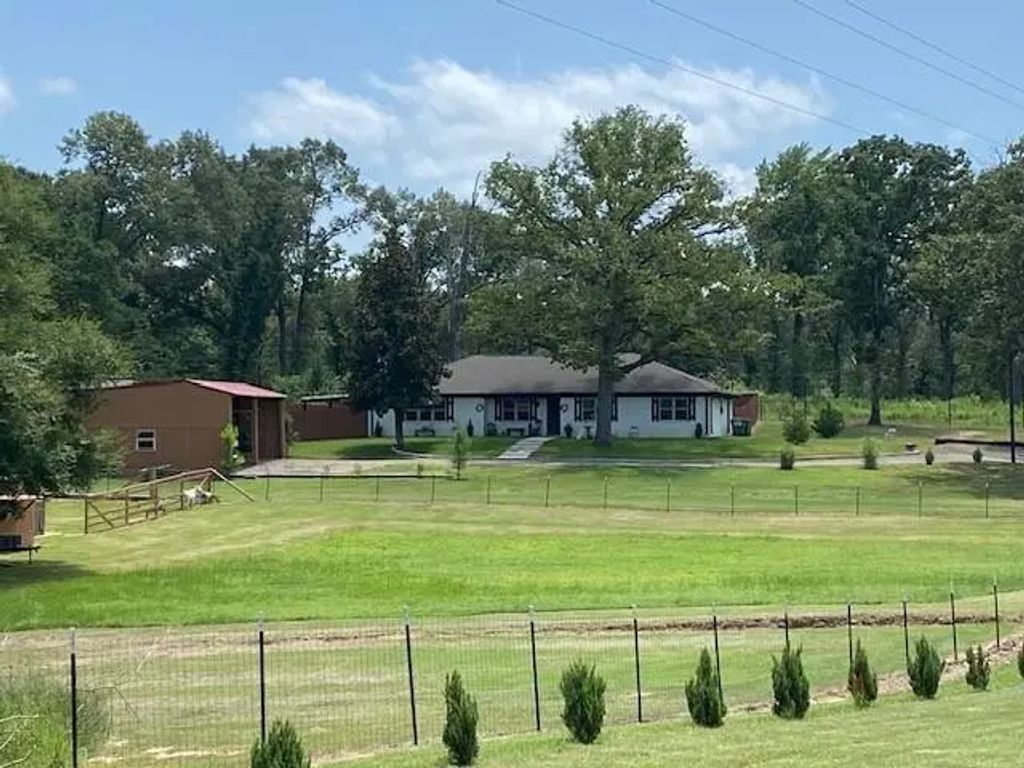 7695 Fm 59, Athens