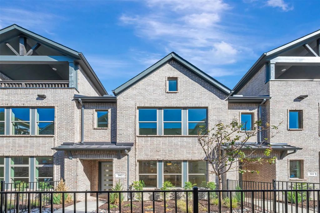 4827 Fuller Court 502, Irving
