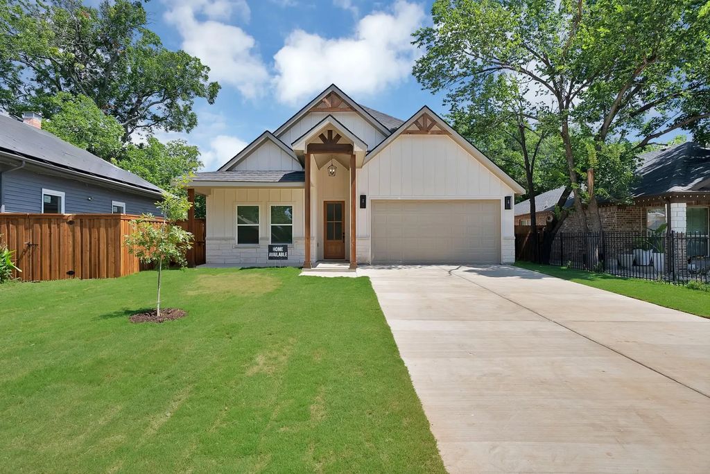 1021 E Richmond Avenue, Fort Worth