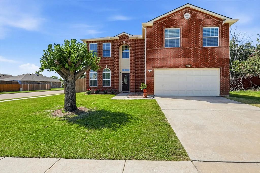 8012 Clear River Lane, Denton