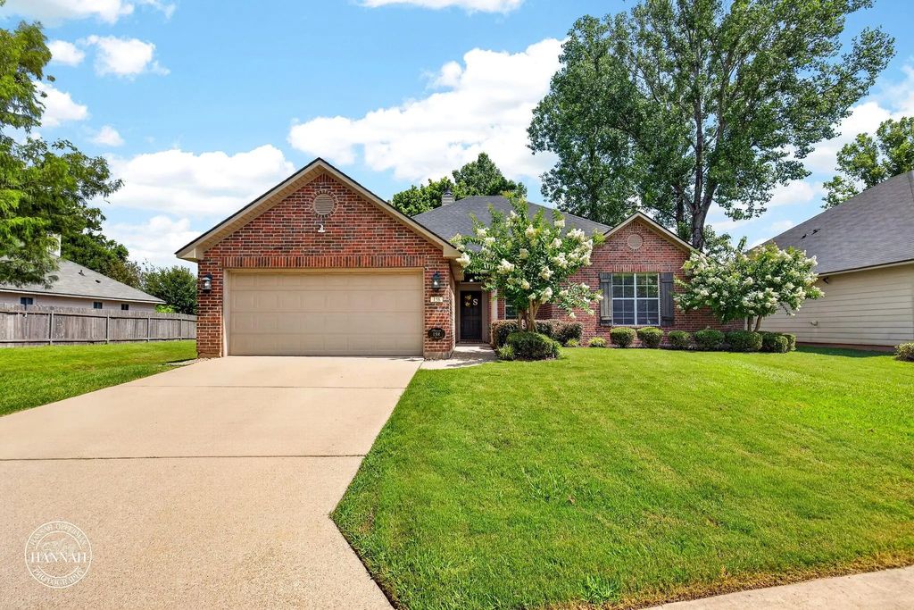 158 Clear Brooke Drive, Shreveport