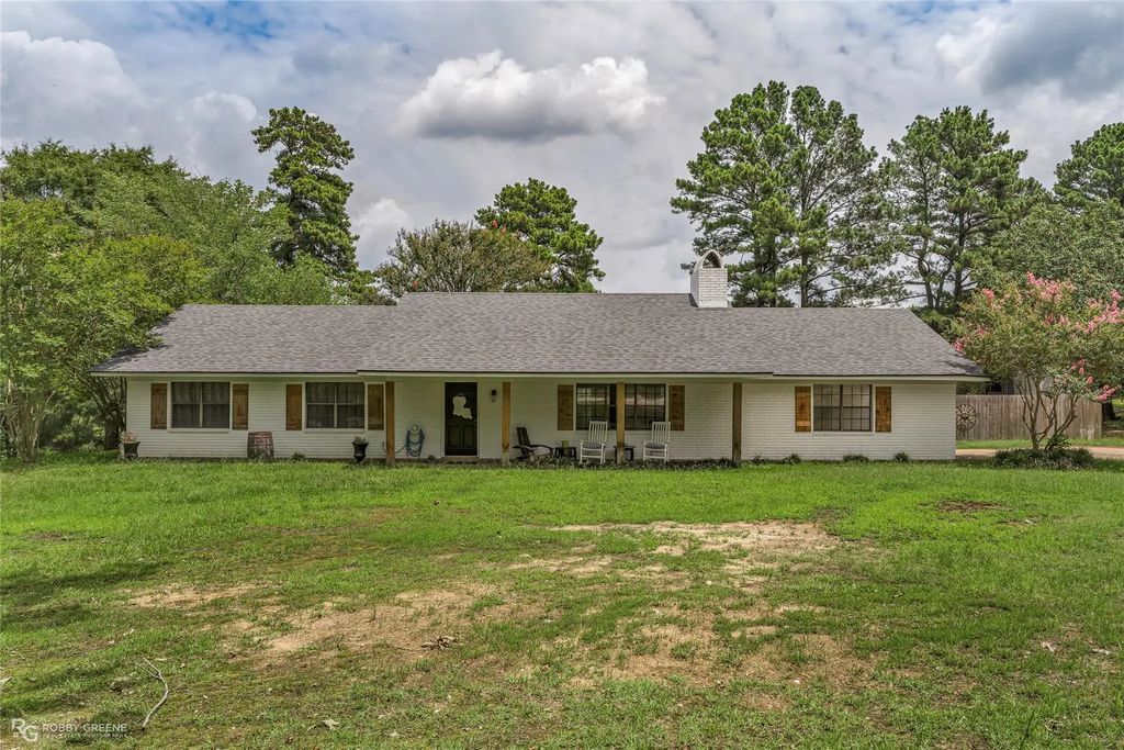 1426 Caney Lake Road, Minden