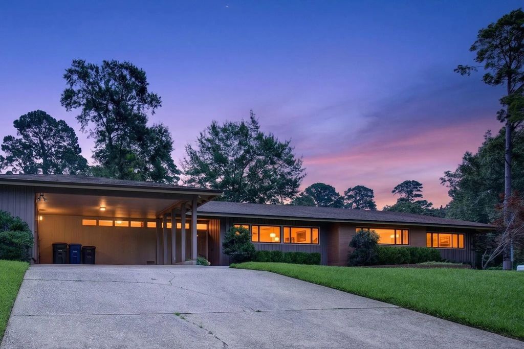 4847 Camellia Lane, Shreveport