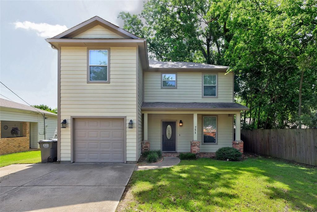 751 N Sherman Avenue, Van Alstyne
