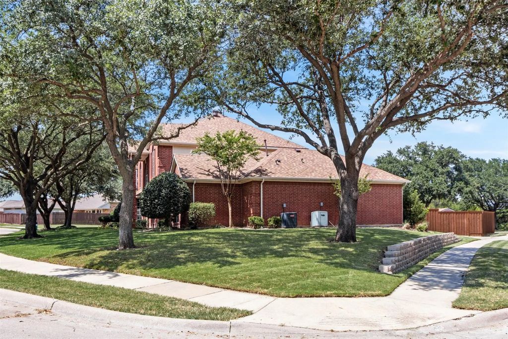 5900 Avocet Way, The Colony