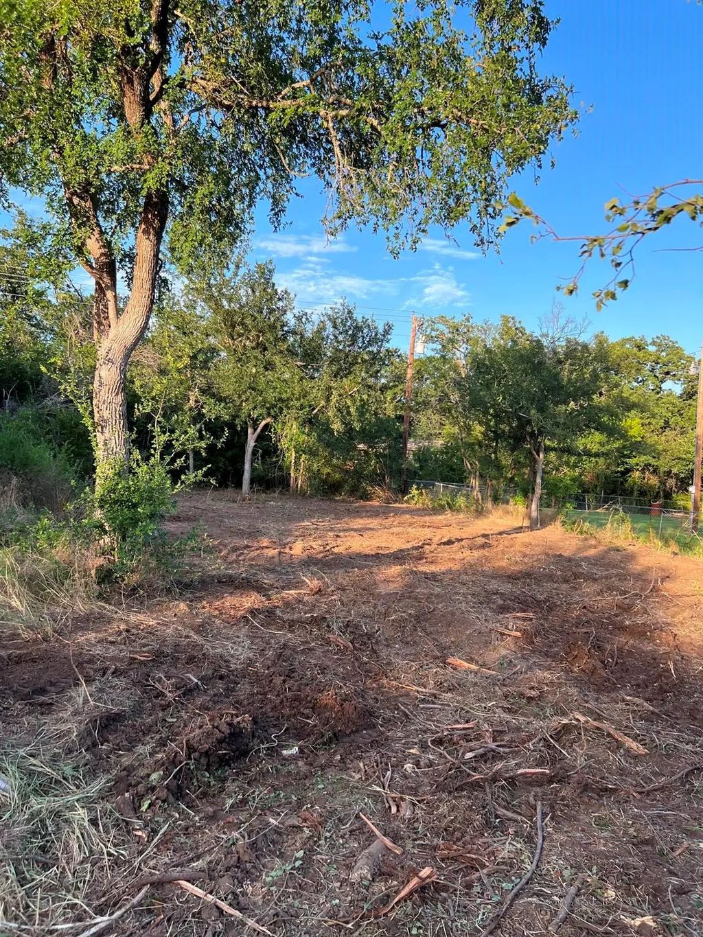 4211 Sherwood Drive, Granbury