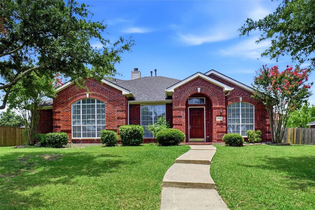 3215 Elmwood Drive, Mesquite