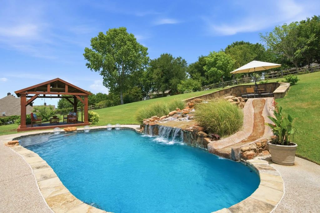 10224 Mustang Wells Drive, Fort Worth