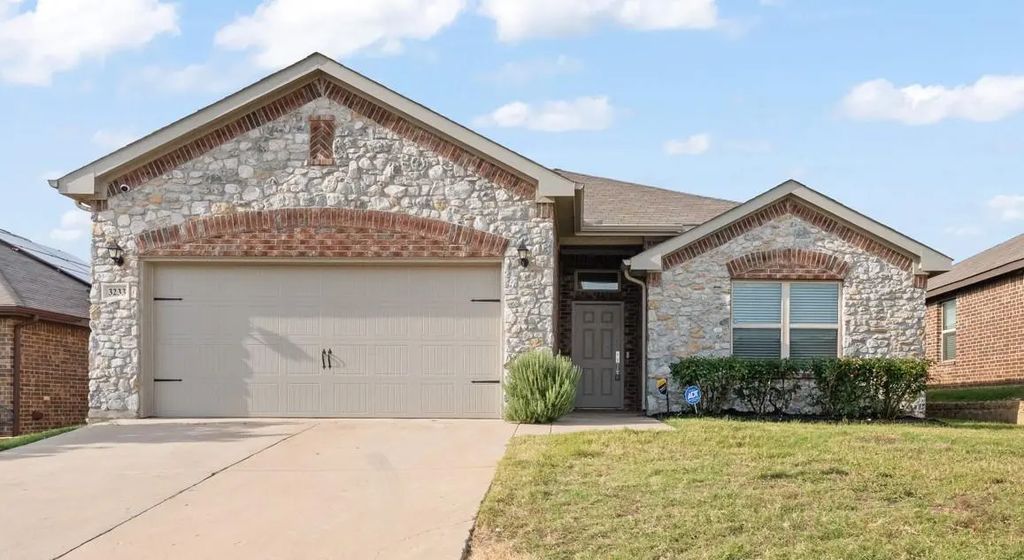 3233 Guyana Road, Fort Worth