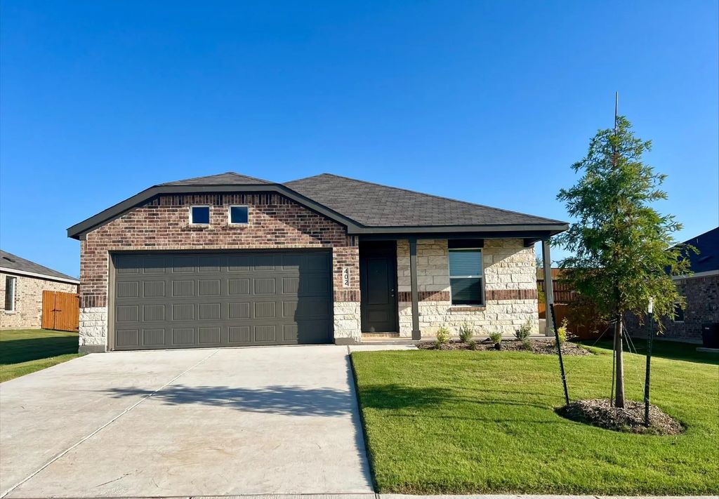 402 Mcnelly Lane, Sherman