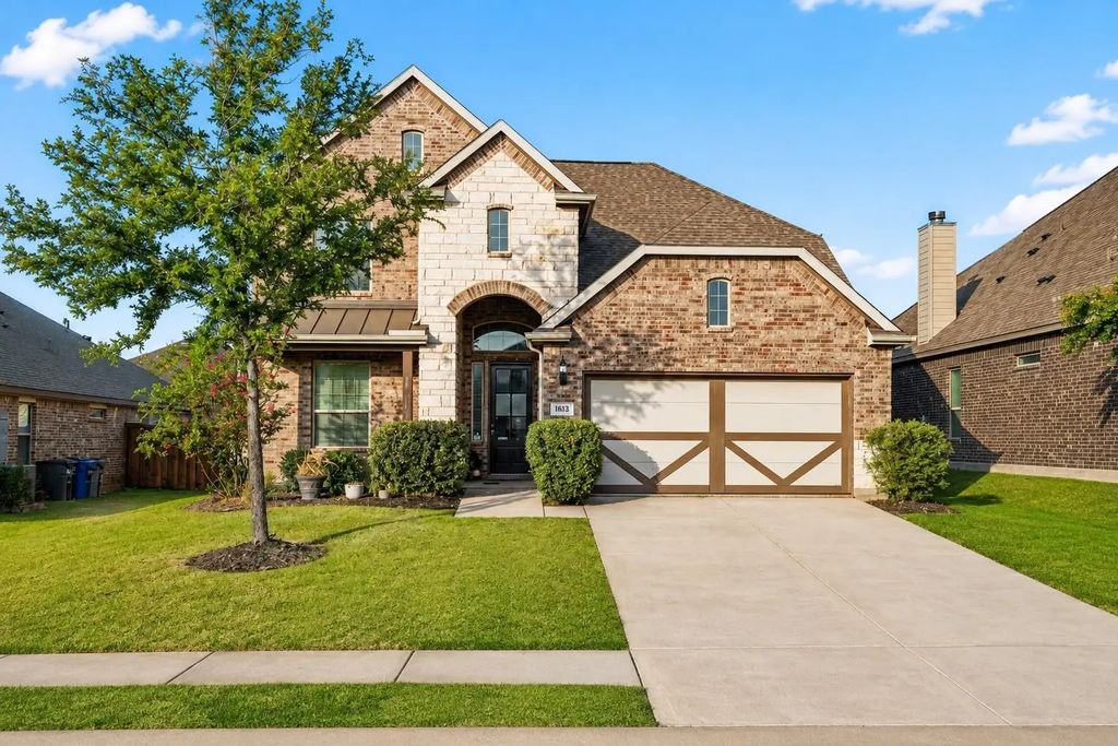 1613 Frankford Drive, Forney