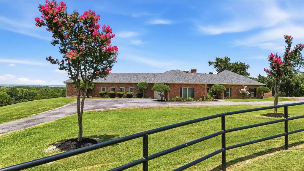 1316 Tate Circle, Sherman
