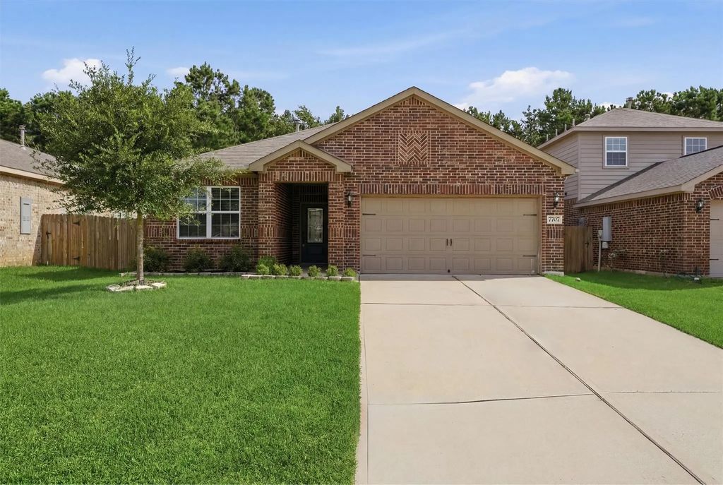 7707 Boulder Sunstone Lane, Conroe