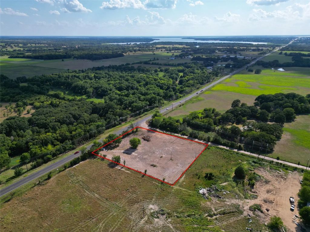 2324 E Main Street, Gun Barrel City