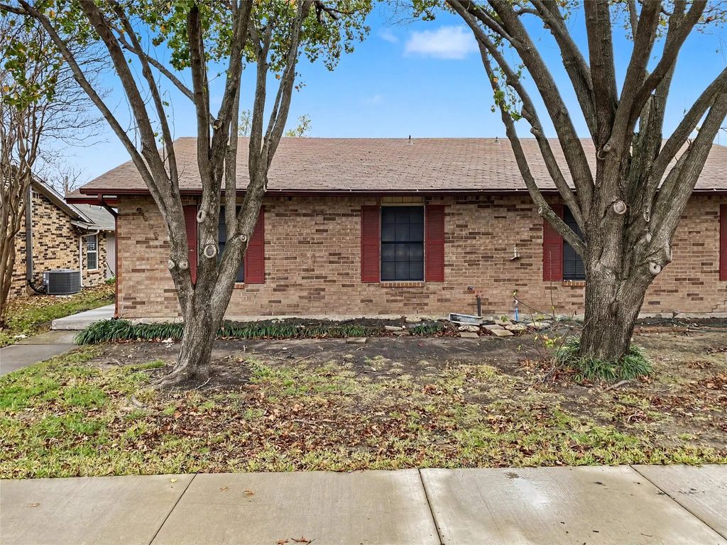 2908 Nelson Drive, Mesquite