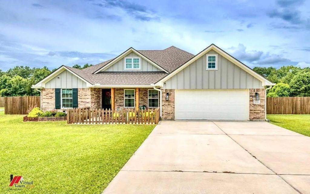 6166 Windwood Esates Drive, Blanchard