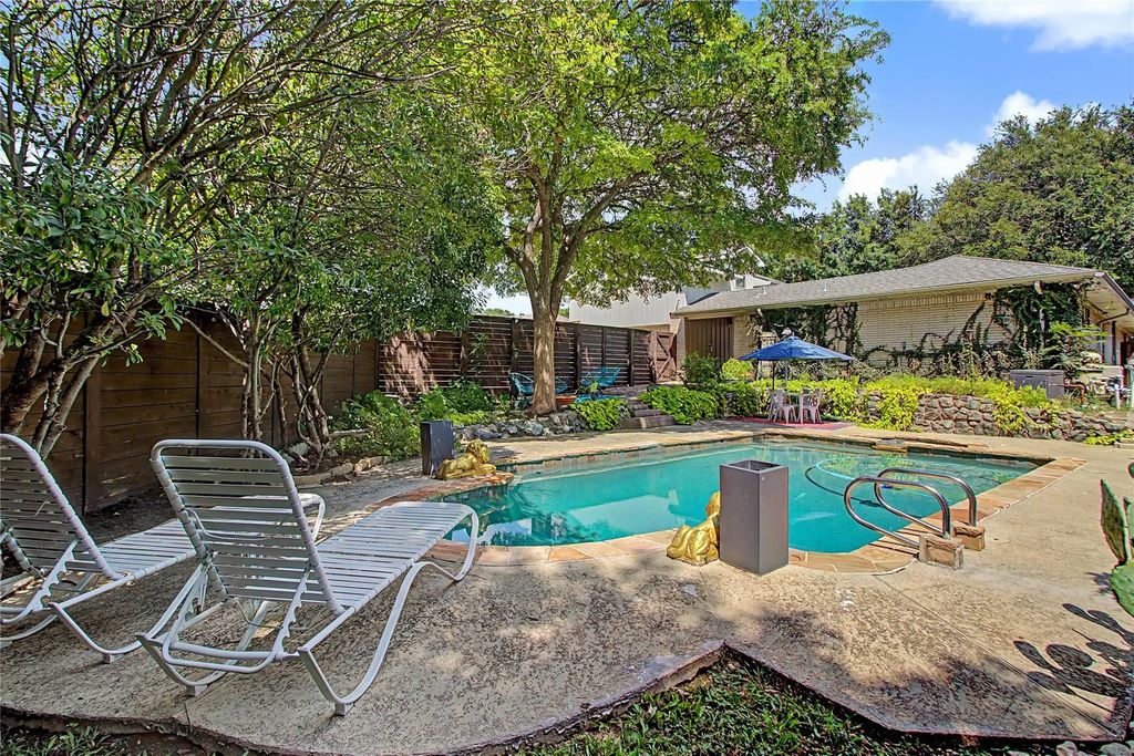 9357 Creel Creek Drive, Dallas