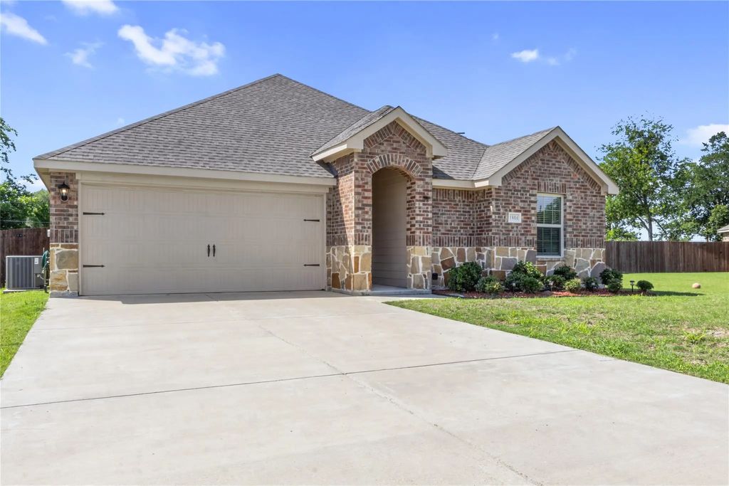 1804 Pecan Valley Drive, Kaufman
