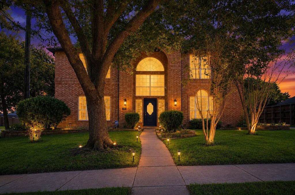 501 Halifax Lane, Coppell