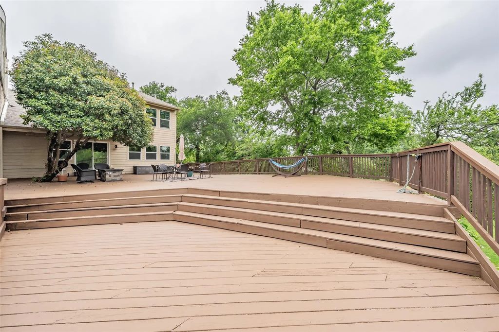 2517 Country Place, Carrollton