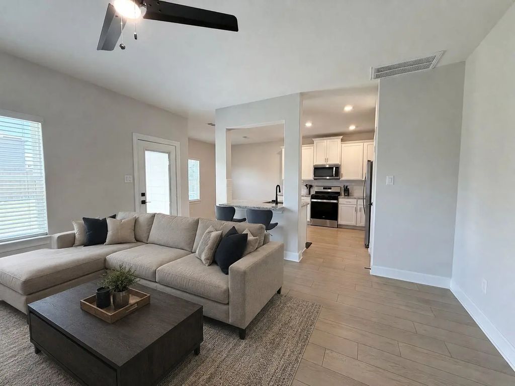 1205 Ginsburg Lane, Princeton