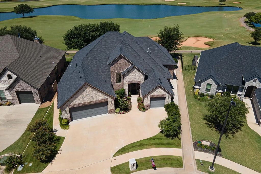 2021 Turnbury Court, Granbury