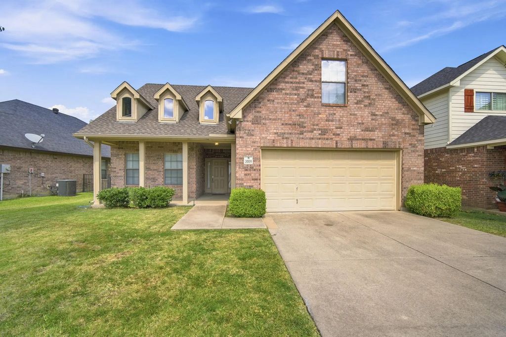 3009 Shoreline Drive, Burleson