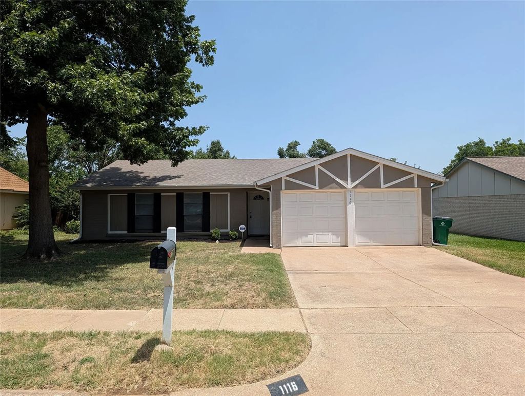1116 Cindy Street, Crowley