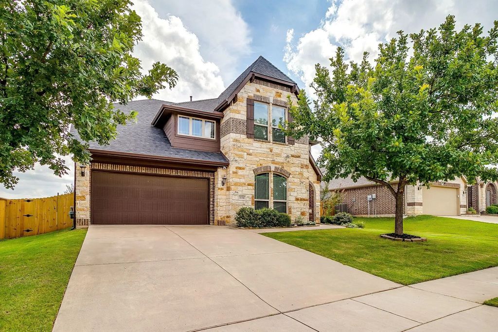 1134 Destrehan Drive, Burleson
