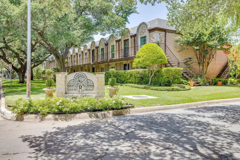 4102 Ridglea Country Club Drive 1503, Fort Worth