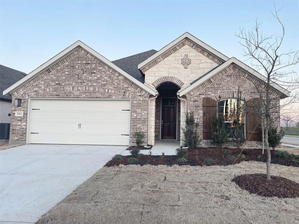 501 Orchard Place, Van Alstyne