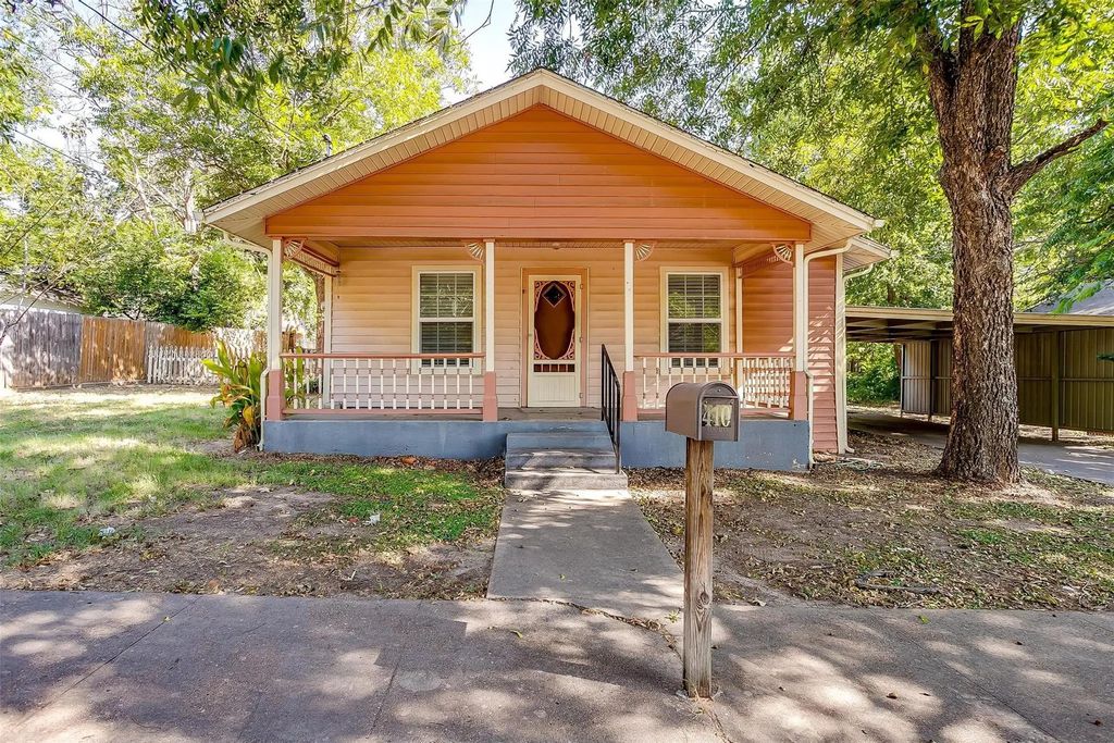 410 W Baylor Street, Weatherford
