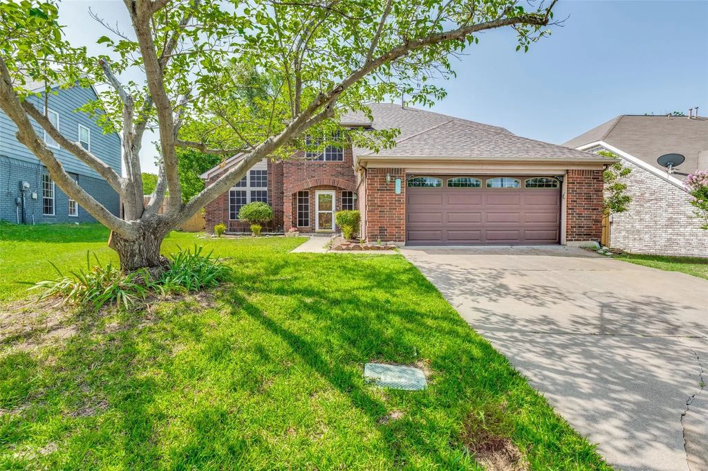 8420 Creekbluff Drive, Dallas