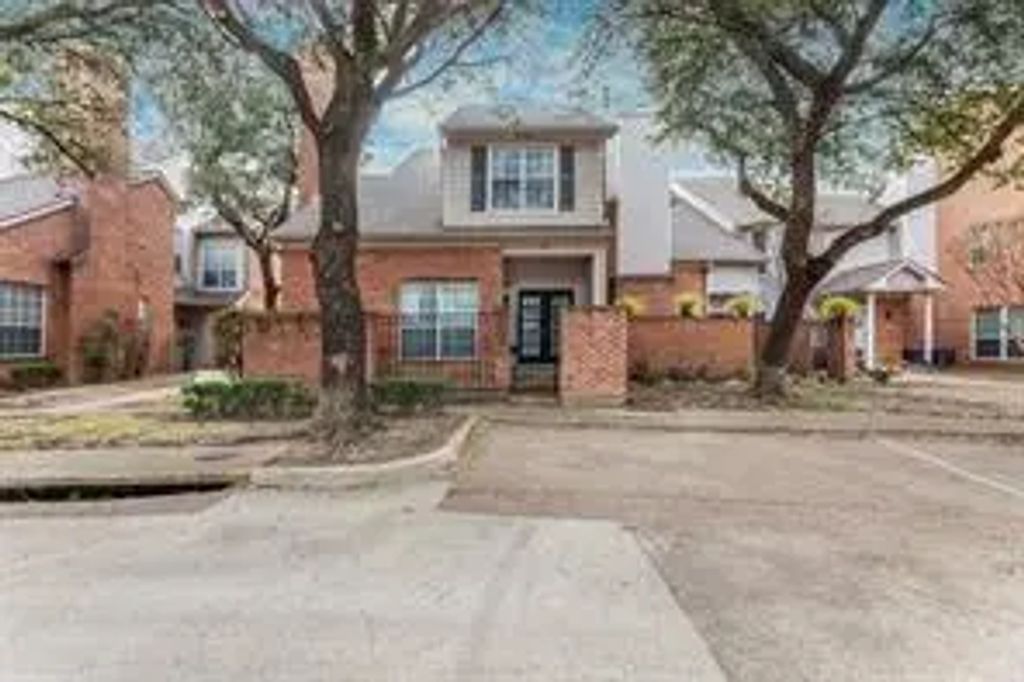 4050 Frankford Road 908, Dallas