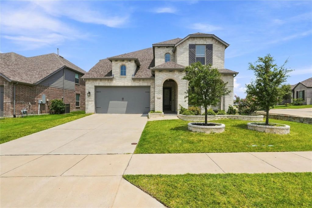 2410 Doncaster Drive, Forney