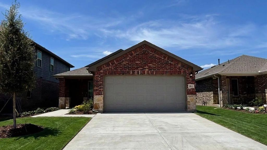 5819 Blue Sky Drive, Crandall