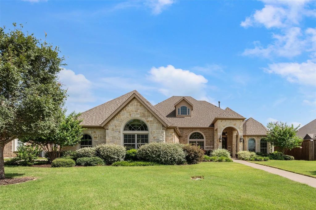 508 Ambergate Drive, Shady Shores