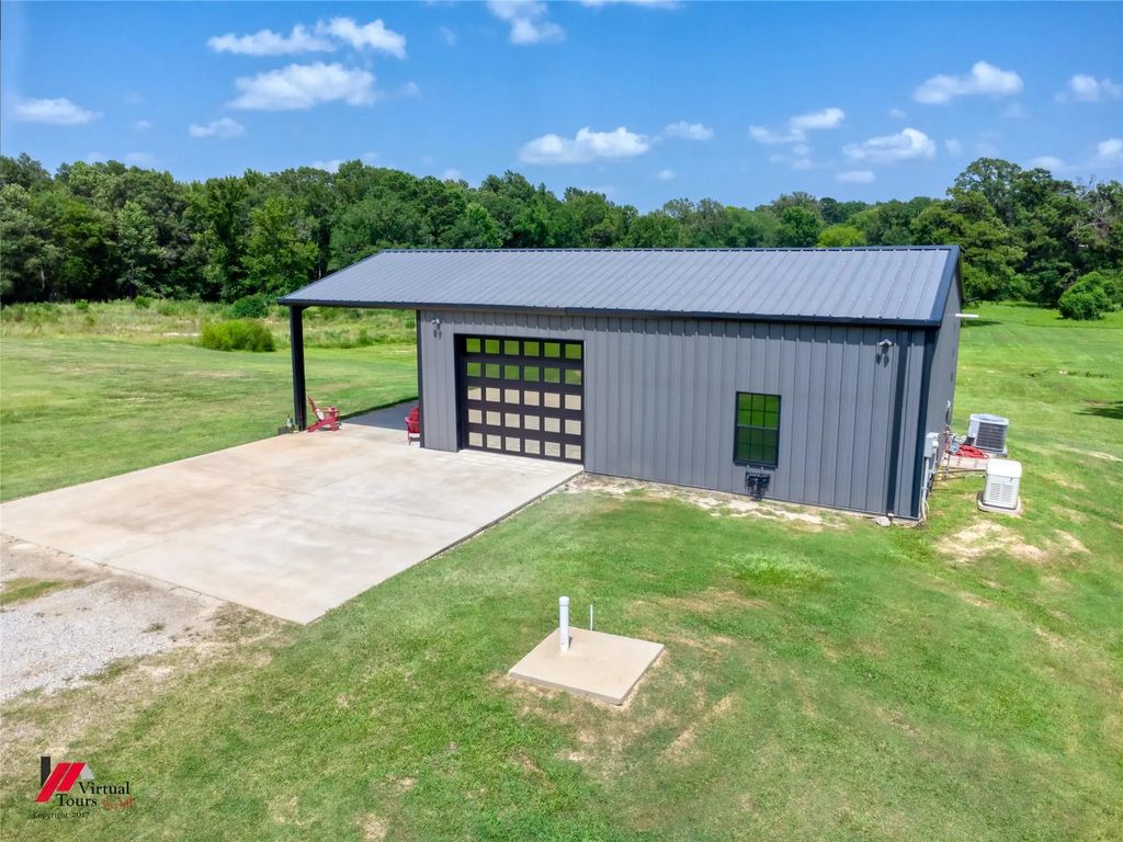 508 Powell Road, Stonewall