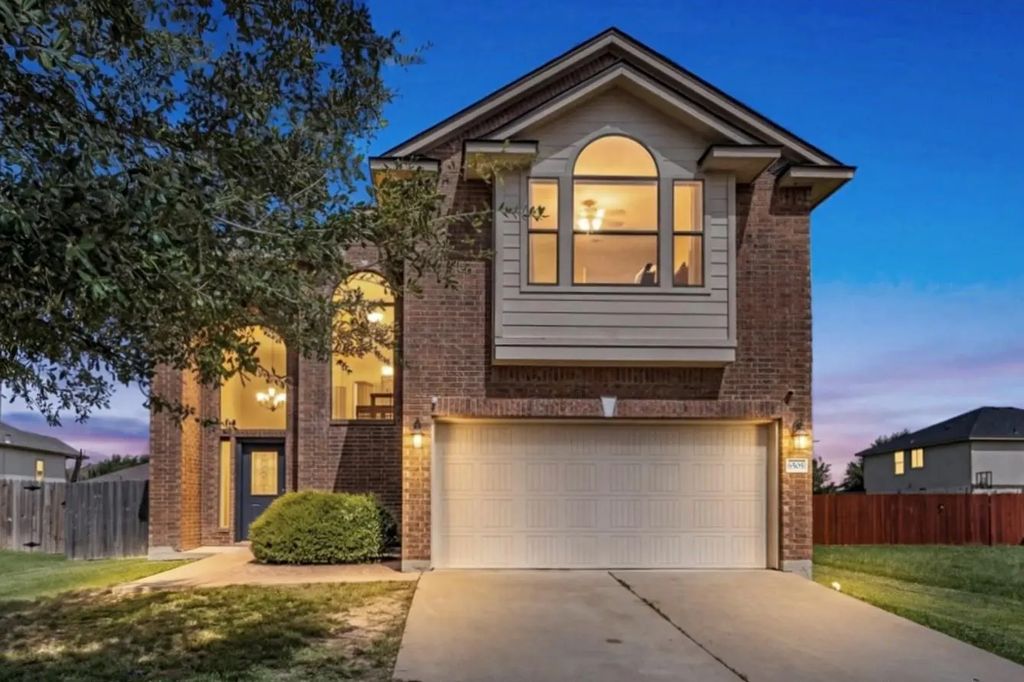 6505 Burling Street, Waco